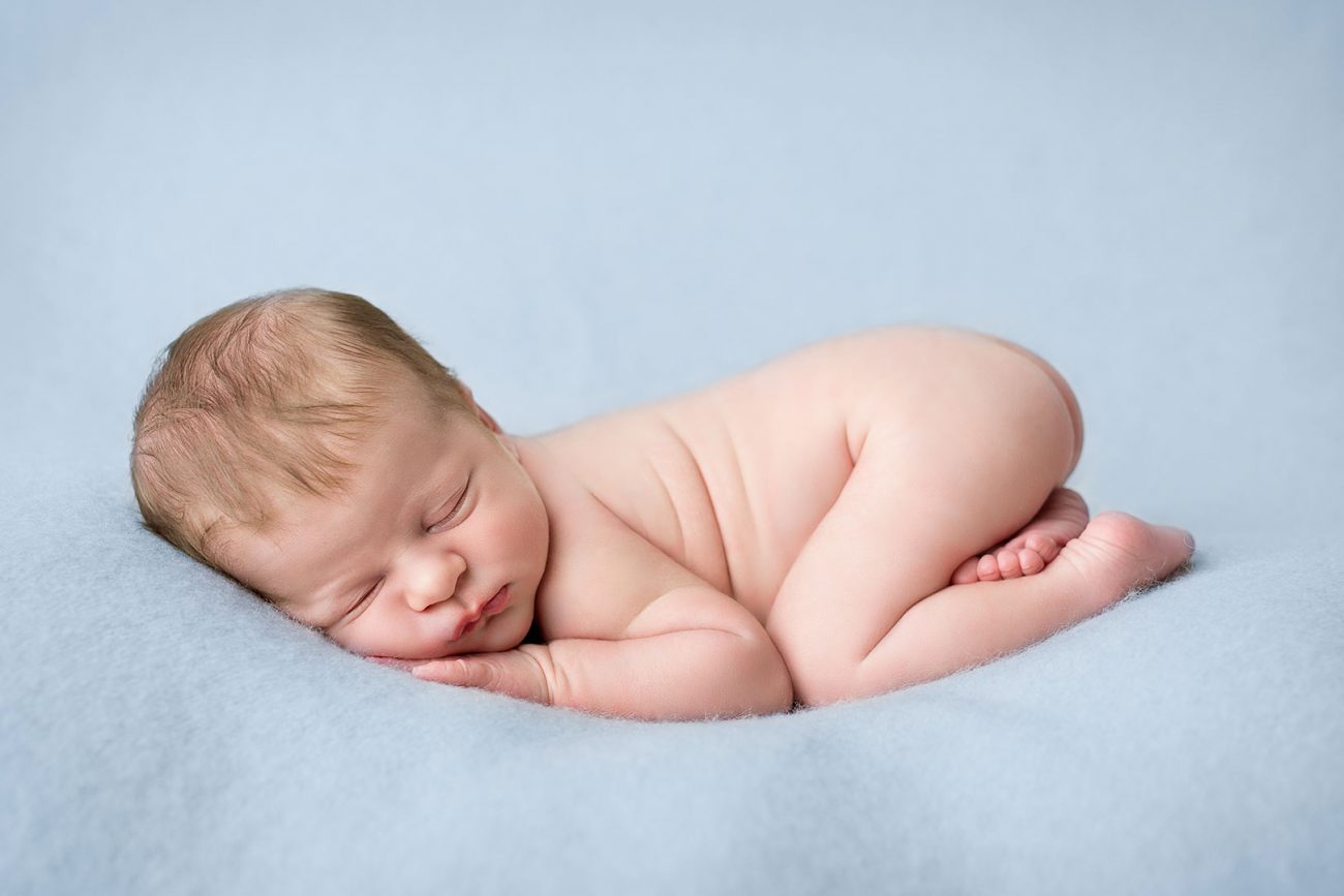 Neugeborenen Fotoshooting in Nuernberg Baby Fotograf in Nuernberg