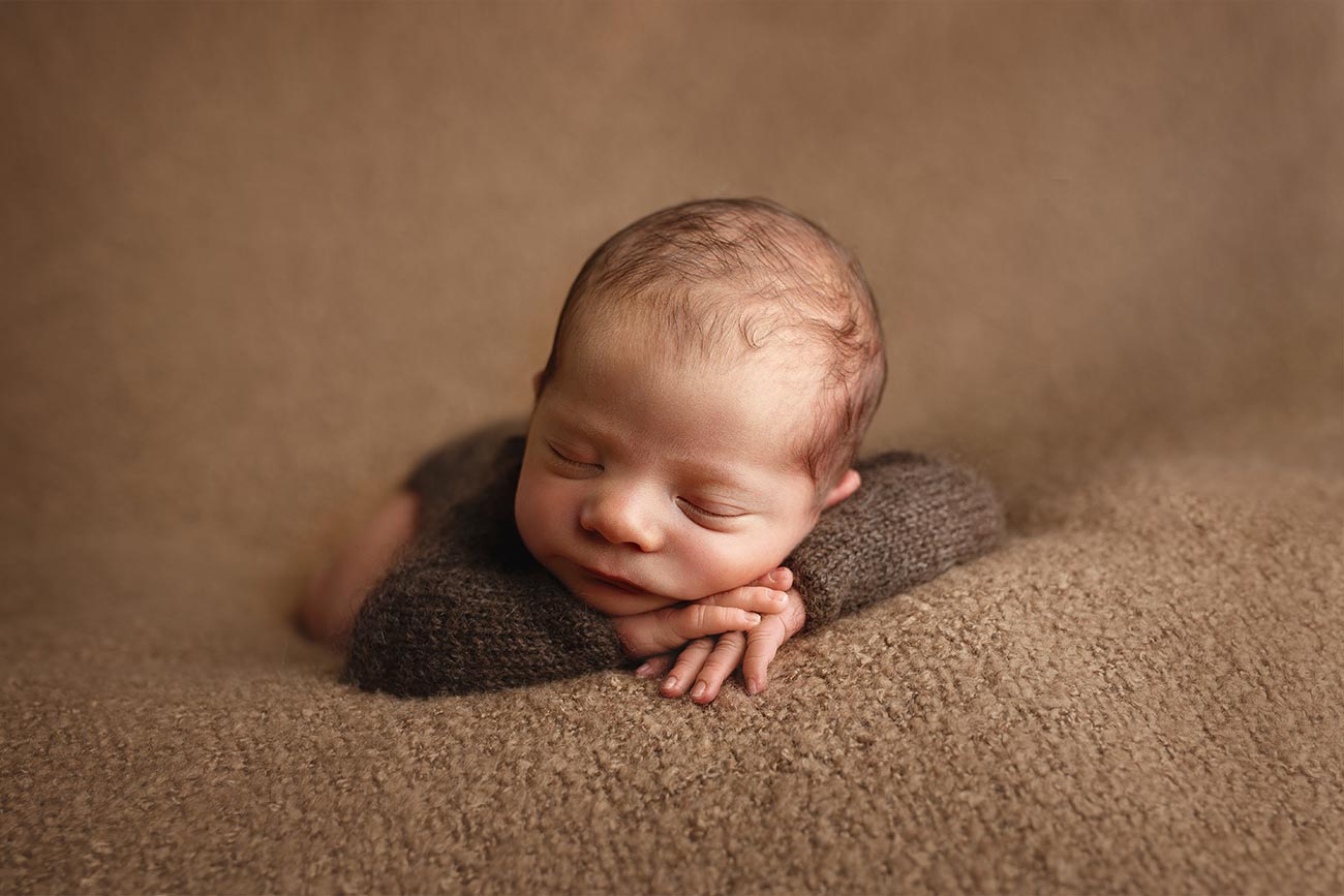 Neugeborenenfotograf in Nuernberg Baby Fotografin Nuernberg