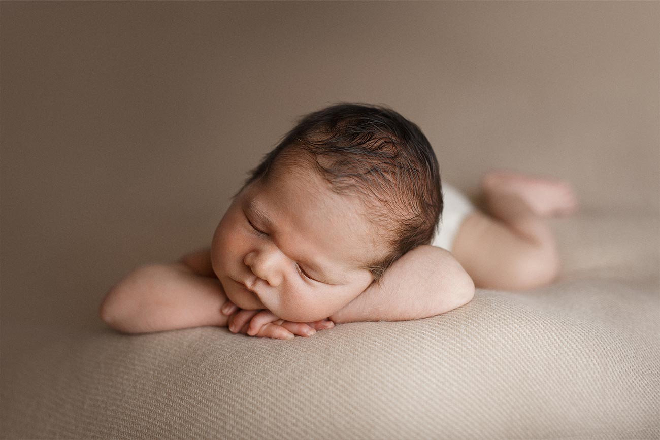 Newborn Fotografie in Nürnberg Ausbildung für Neugeborenen Fotografen